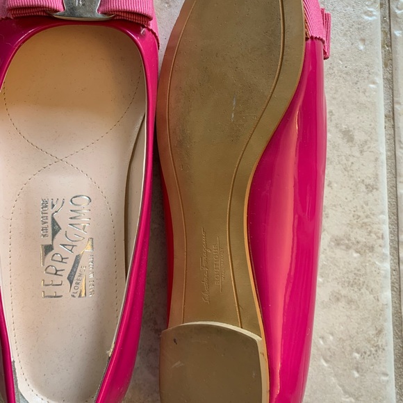 These are really pretty and comfortable shoes that I've never worn before. - Picture 2 of 4